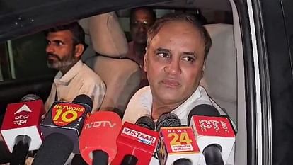 Khandwa: Amid the uproar over caste, Arun Yadav calls Anurag Thakur a Godse supporter