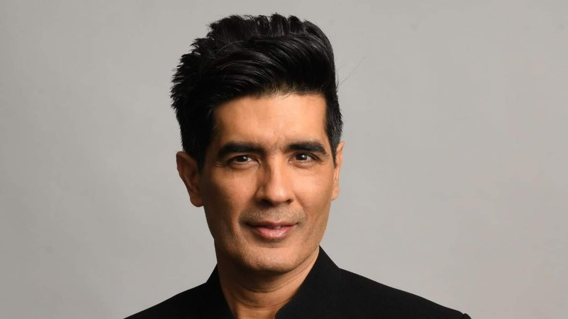 Priyanka Chopra: प्रियंका को ही भेज दिया नामी डिजाइनर ने उनकी बुराई वाला मैसेज, क्या रहा एक्ट्रेस का रिएक्शन? Priyanka Chopra Mother Madhu Chopra Told Manish Malhotra Share A Gossip Text To Actress