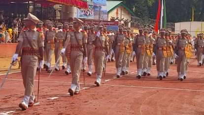 सशस्त्र सीमा बल में 'सोशल मीडिया' प्रेम: अफसरों-जवानों को IG का निर्देश, X-इंस्टा-फेसबुक' पर हो जाओ एक्टिव Shastra Seema Bal SSB Social Media Rules new directions X Instagram Facebook news and updates