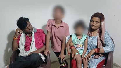 यूपी में चलती कार में हत्या: पिछली बार घर तक लाया गाड़ी... इस बार 200 मीटर दूर खड़ी कर फोन कर बुलाया; तस्वीरें Last time accused had brought car to his house This time he parked car 200 meters away and called her