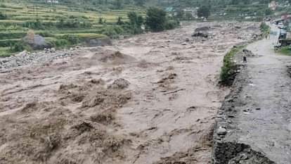 Weather Uttarakhanad : देहरादून समेत चार जिलों में आज भी बारिश का यलो अलर्ट, अगले पांच दिन चलेगा सिलसिला Yellow alert for rain in four districts including Dehradun even today