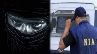 NIA Raid Meerut : आखिर काैन था महकार से मस्जिद में मिलने आया संदिग्ध? आतंकी कनेक्शन की जांच शुरू NIA raids and Investigates: Who was the suspect who came to meet Mahakar in the mosque?