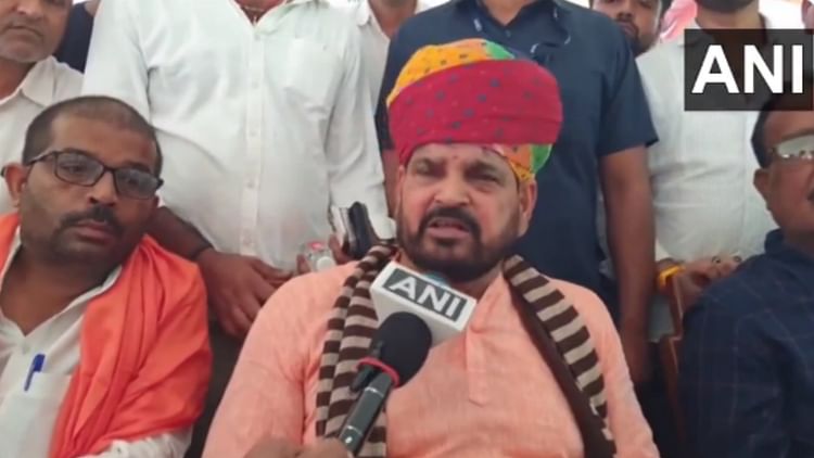 यूपी – UP: बृजभूषण ने विनेश पर कसा तंज, 'वो खुद तो जीत गईं पर कांग्रेस को डुबो दिया… जहां जाएंगी सत्यानाश करेंगी' – INA यूपी – UP: बृजभूषण ने विनेश पर कसा तंज, 'वो खुद तो जीत गईं पर कांग्रेस को डुबो दिया… जहां जाएंगी सत्यानाश करेंगी' – INA