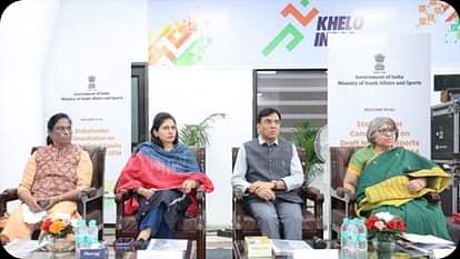 Sports Bill: कानून बना राष्ट्रीय खेल विधेयक, राष्ट्रपति मुर्मू ने किए हस्ताक्षर; जानें इसके अहम प्रावधान National Sports Governance Bill becomes an Act after President Murmu''s assent