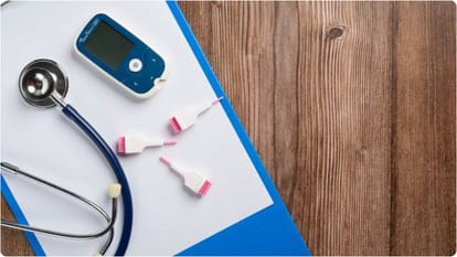 Diabetes: हार्वर्ड विशेषज्ञों का दावा डायबिटीज से बचना इतना भी कठिन नहीं, ये चार उपाय 31% कम कर सकते हैं खतरा simple ways to cut diabetes risk by 31 percent Mediterranean diet with moderate exercise lower type 2 diabetes