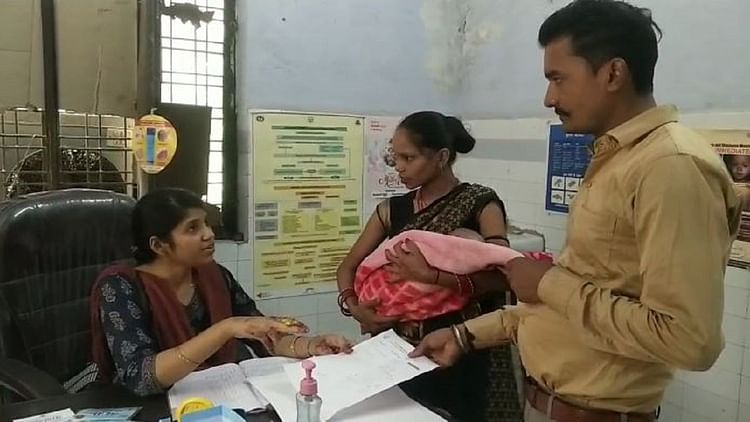खबर शहर , Lakhimpur Kheri: दिन में गर्मी और रात में सर्दी… बदलता मौसम कर रहा बीमार, बच्चों का रखें विशेष ख्याल – INA खबर शहर , Lakhimpur Kheri: दिन में गर्मी और रात में सर्दी… बदलता मौसम कर रहा बीमार, बच्चों का रखें विशेष ख्याल – INA
