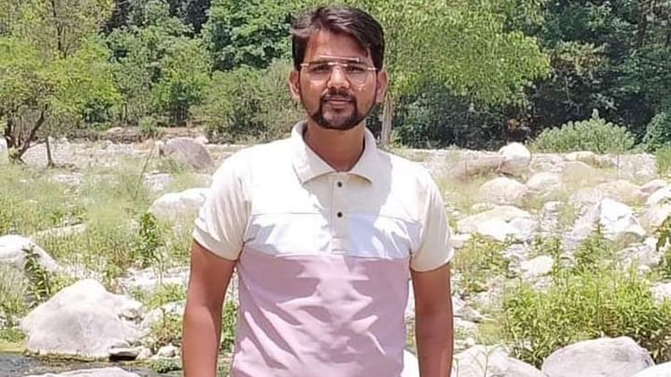यूपी – बदायूं में दर्दनाक हादसा: धान से भरा ट्रक बाइक सवारों पर पलटा, बरेली के पत्रकार समेत दो की मौत – INA यूपी – बदायूं में दर्दनाक हादसा: धान से भरा ट्रक बाइक सवारों पर पलटा, बरेली के पत्रकार समेत दो की मौत – INA