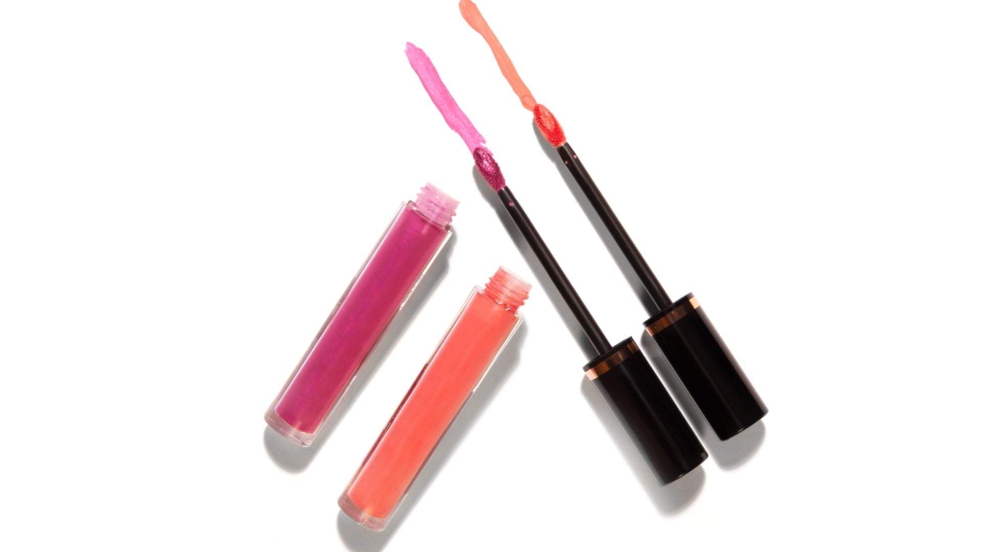 Top 5 Lipstick Shades: मेकअप आर्टिस्ट के भी फेवरेट होते हैं ये 5 लिपस्टिक शेड्स, क्या आपके पास हैं ? top 5 lipstick shades every woman should have these shades of lipstick