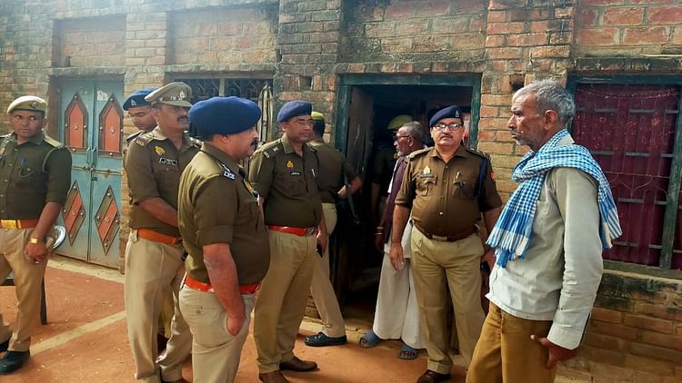 खबर शहर , Jalaun: अवैध संबंध के शक में पत्नी को दी दर्दनाक मौत, पहले डंडों से पीटा, नहीं मरी तो कुल्हाड़ी से काट डाला – INA खबर शहर , Jalaun: अवैध संबंध के शक में पत्नी को दी दर्दनाक मौत, पहले डंडों से पीटा, नहीं मरी तो कुल्हाड़ी से काट डाला – INA