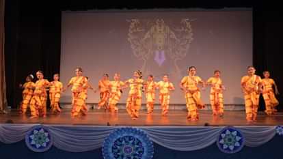 Ganga Gurukulam School : बच्चों ने अपनी प्रस्तुतियों से सबको किया मंत्रमुग्ध, वार्षिकोत्सव में हुए विविध आयोजन Ganga Gurukulam School: Children mesmerized everyone with their presentations