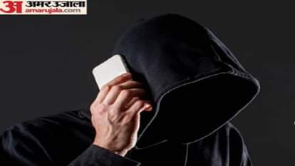 UP: वीडियो कॉल पर भयानक स्कैम...दो दिन में जहन्नुम बन गई डेयरी संचालक दंपती की जिंदगी, गंवा बैठे 59 लाख रुपये Elderly Couple Digitally Arrested by Fake CBI Officers Lost 59 Lakh in Video Call Scam