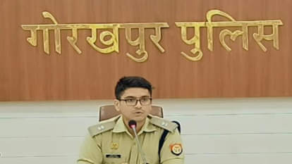अलर्ट मोड पर गोरखपुर पुलिस: बेफ्रिक मनाएं त्योहार, दीपोत्सव को लेकर कड़ी सुरक्षा; पग-पग पर तैनात रहेगी 'खाकी' Gorakhpur Police on alert mode, celebrate festivals without any worry