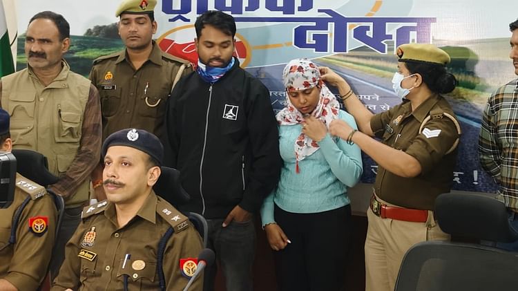 खबर शहर , UP: बीमा कंपनी व कॉल सेंटर में बंटी-बबली ने सीखी ठगी, बैंकिंग ट्रांजेक्शन की ट्रेल से ठगों तक पहुंची पुलिस – INA खबर शहर , UP: बीमा कंपनी व कॉल सेंटर में बंटी-बबली ने सीखी ठगी, बैंकिंग ट्रांजेक्शन की ट्रेल से ठगों तक पहुंची पुलिस – INA