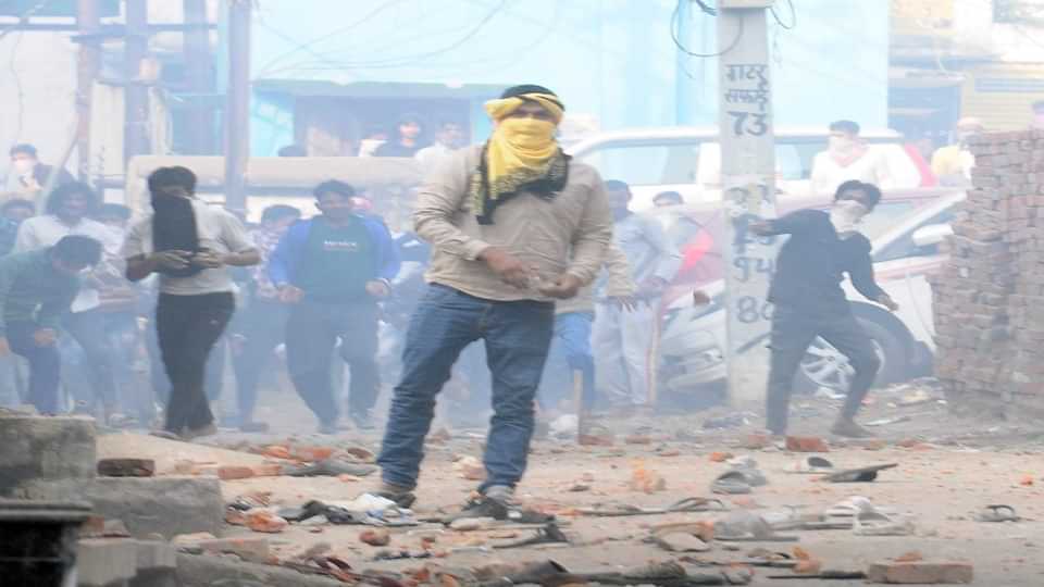 संभल बवाल में खुलासा: दाऊद गैंग और पाकिस्तान के लिए काम करता है शारिक, वाहन चोरी-नकली नोटों से भी जुड़ा गिरोह Sambhal Jama Masjid Dispute Update Sharik Sata Alleged Link Between Dawood Ibrahim's Gang