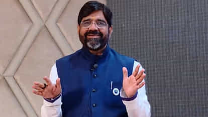 Indore News: On International Disabled Day, Krishna Guruji will conduct yoga for disabled at Yugpurush Dham