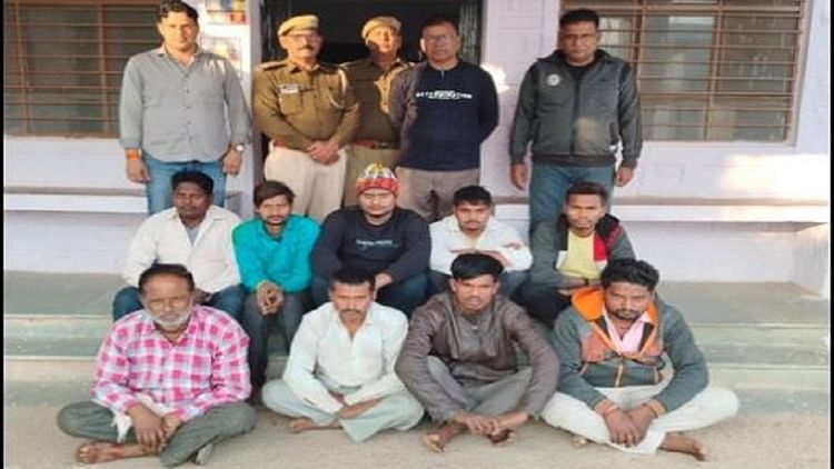 खबर शहर , UP: जिस राशन माफिया को आगरा पुलिस न पकड़ सकी, उसे राजस्थान के पुलिसकर्मियों ने दबोचा, 300 बोरी चावल बरामद – INA खबर शहर , UP: जिस राशन माफिया को आगरा पुलिस न पकड़ सकी, उसे राजस्थान के पुलिसकर्मियों ने दबोचा, 300 बोरी चावल बरामद – INA