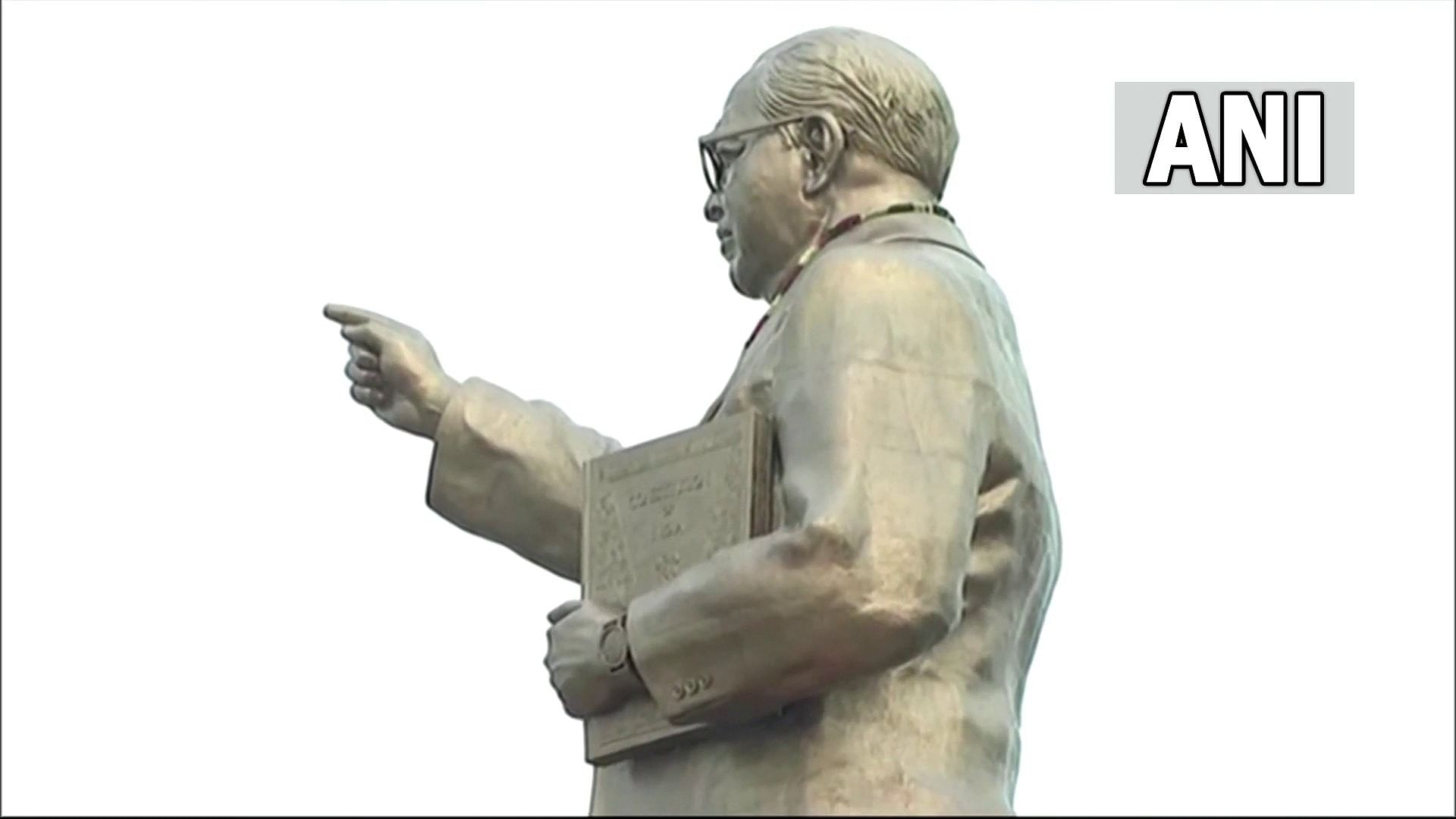 Ambedkar Jayanti: आठ साल की पढ़ाई मात्र दो साल तीन महीने में... जानें डॉ. आंबेडकर के पास कितनी डिग्रियां थीं? Ambedkar Jayanti: Know how many degrees Dr. Ambedkar had?, details education qualification here