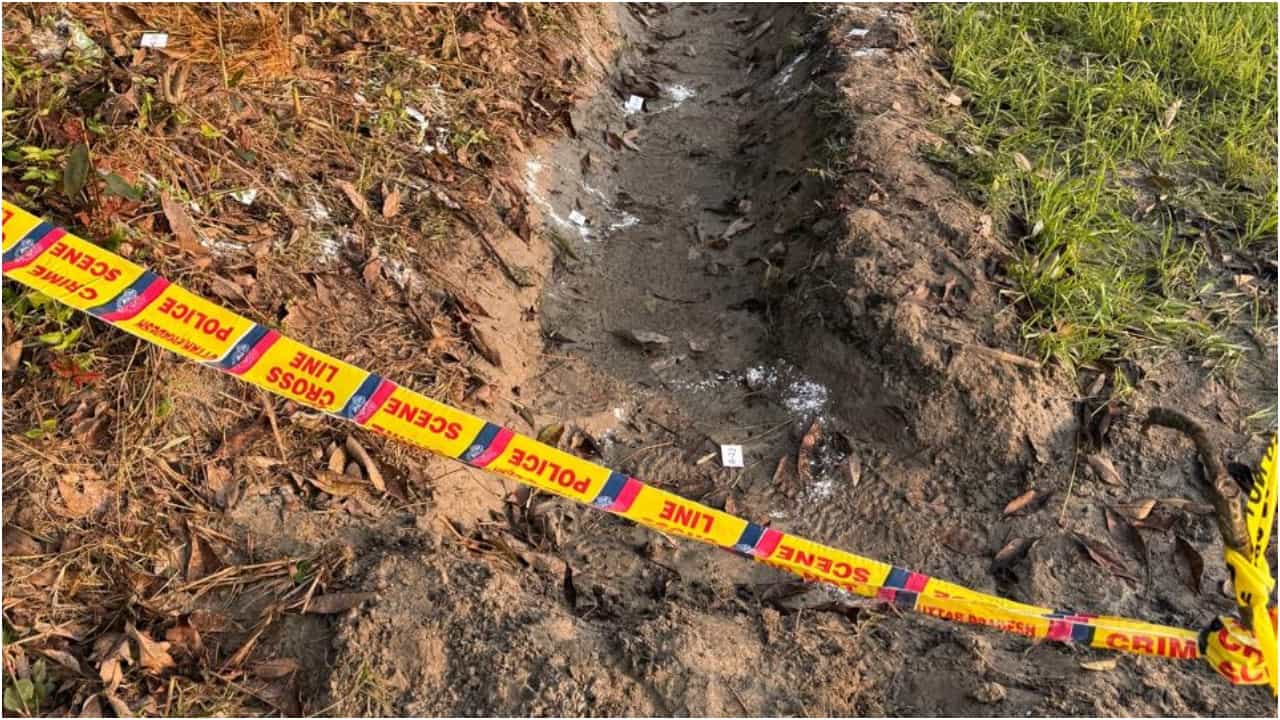 Pilibhit Encounter: एके-47, विदेशी पिस्टल और भारी मात्रा में कारतूस... ऐसे हुआ एनकाउंटर; पढ़ें पूरा घटनाक्रम Pilibhit Encounter News AK-47 foreign Glock pistols and cartridges recovered