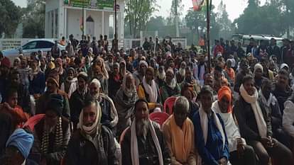 Bareilly News: सपा विधायक शहजिल के पिता पर सुल्तान बेग ने लगाए गंभीर आरोप, इस बात पर जताई नाराजगी Sultan Beg made serious allegations against SP MLA Shahzil father in Bareilly