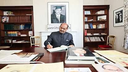 Om Birla: लंदन में ओम बिरला ने 180 से अधिक भारतीय छात्रों से की मुलाकात, कहा- ये हमारी सबसे बड़ी ताकत Lok Sabha Speaker Om Birla update on UK visit, met 180 Indian students in London World News In Hindi
