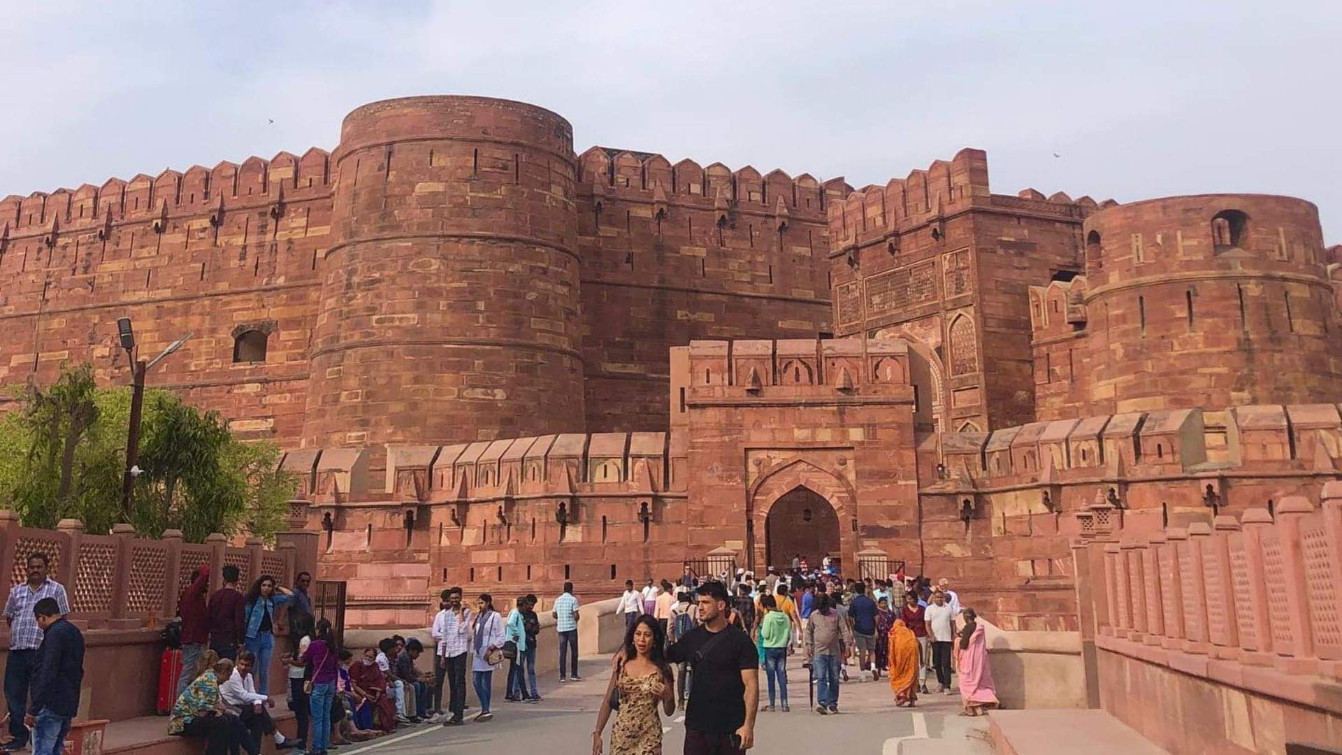 Republic Day 2025: देखनी है गणतंत्र दिवस की धूम तो यूपी की इन जगहों पर घूमने का बनाएं प्लान Places to Visit in UP on Republic Day Know Name and Locations Full Details