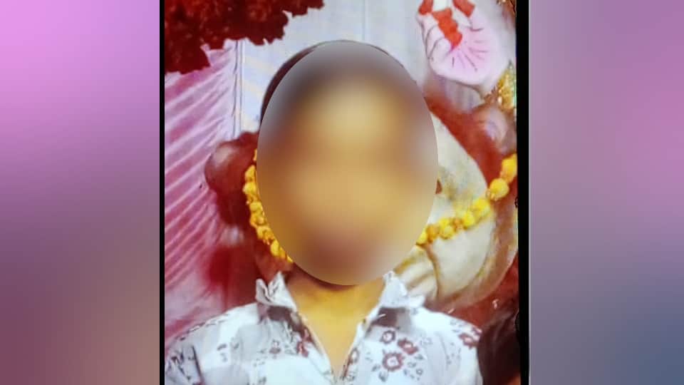 UP: 'पापा मैं कल आऊंगा...', प्रिंस ने पिता से कहे थे ये आखिरी शब्द; गोरखपुर में दो बच्चों की नृशंसता से हत्या UP Double Murder Two Gorakhpur Teens Brutally Murdered Bodies Found Bound and Gagged in Mustard Field