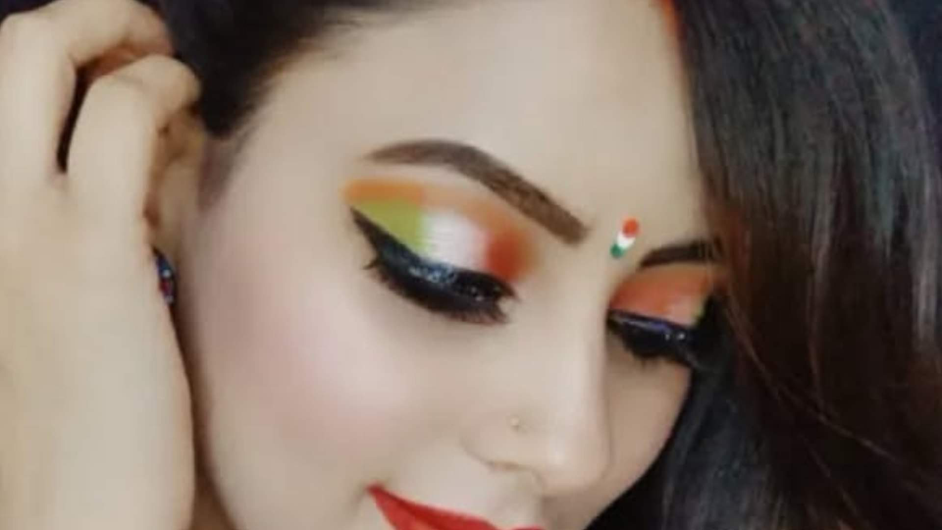 Eye Makeup Reality: आई मेकअप के इस्तेमाल से पलकें झड़ रही हैं ? जानें क्या है इसकी सच्चाई dose eye makeup affect your eye eyelashes kya eye makeup ki vajah se infection hota hai