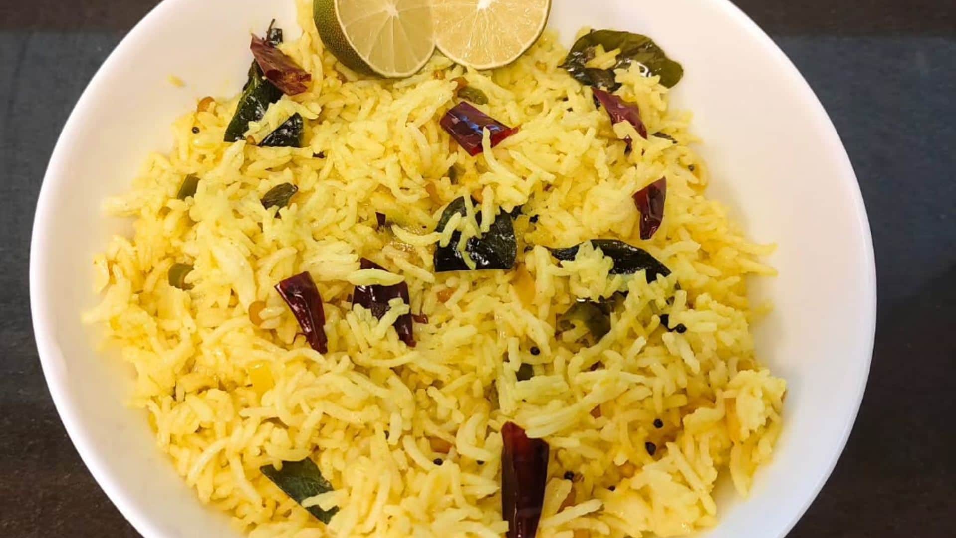 Lemon Rice Recipe: घर पर बनाना है बाजार जैसा लेमन राइस तो ये विधि अपनाएं How to make restaurant style Lemon Rice at home Know easy tips Lemon RIce kaise banate hai