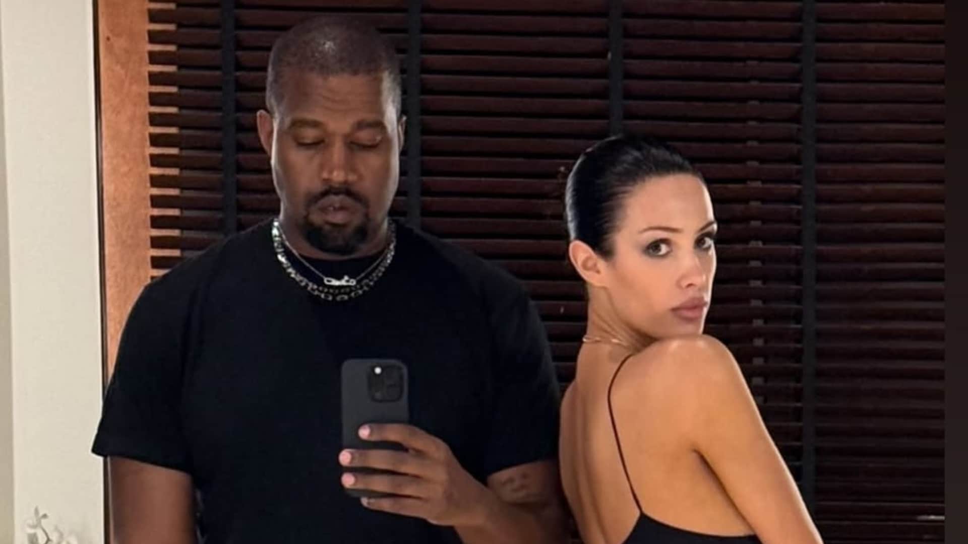 Kanye West: विवादों में रहने वाले कान्ये वेस्ट ने एक्स को कहा अलविदा, आखिरी पोस्ट में एलन मस्क को दिया धन्यवाद Rapper Kanye West Says Goodbye to X Expresses Gratitude to Elon Musk in his Last Post