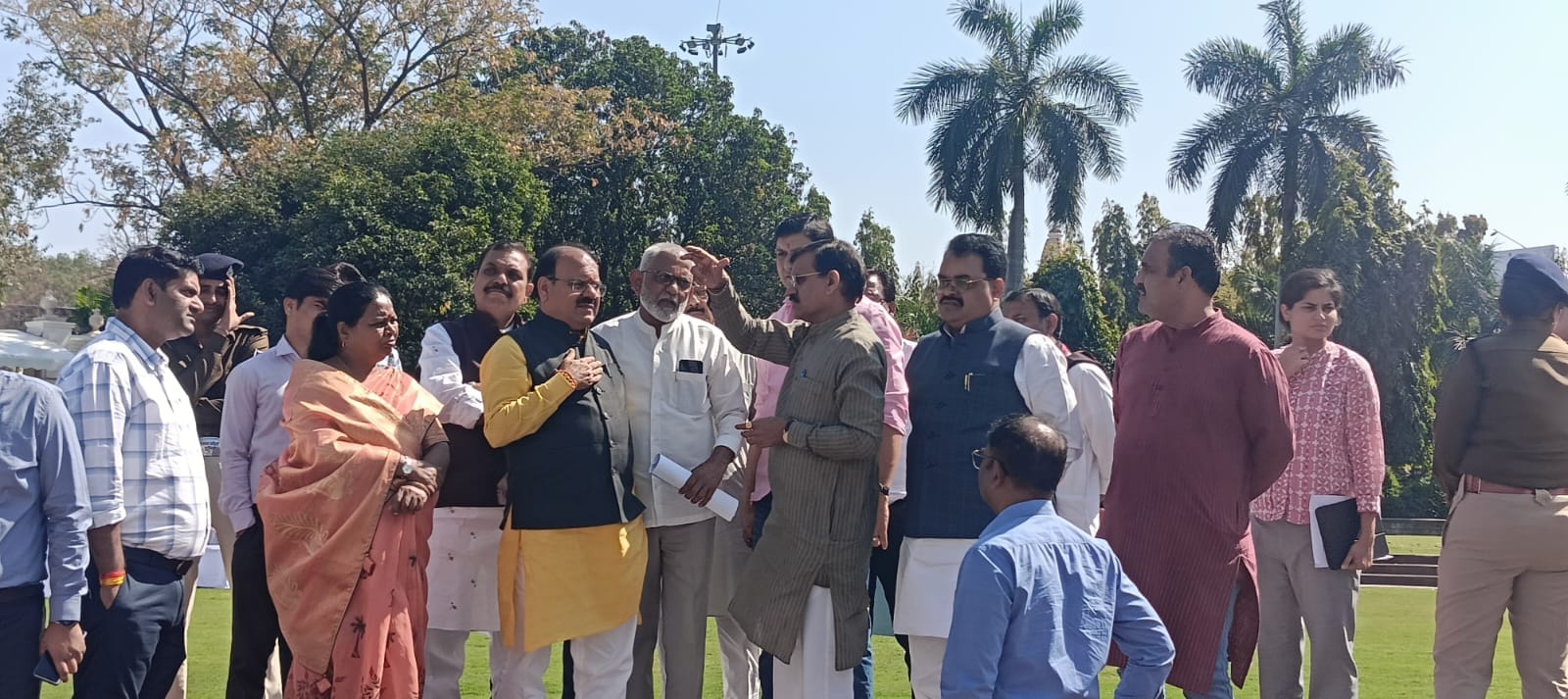 MP News: BJP countered on Congress's allegations, VD said - Congress has always been doing politics of lies, d