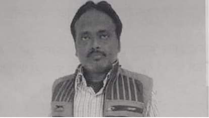 UP: आगरा से पकड़ा ISI एजेंट...पत्नी को न हो शक, मोबाइल में इस नाम से सेव किया नेहा का नंबर; ऐसे जाल में फंसा ATS arrested Ordnance Factory charge man Ravindra Kumar from Agra on charges of working for ISI