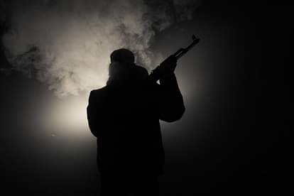 NIA: जम्मू के बॉर्डर एरिया में छिपे हैं आतंकियों के मददगार, रसद के अलावा दहशतगर्दों को ये बात भी बताते हैं NIA: Terrorists' helpers are hiding in border areas of Jammu, they provide information about safe routes