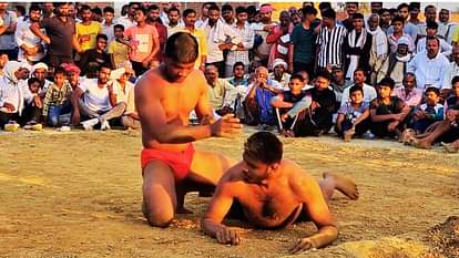Sports: फुटबॉल नर्सरी की डबल जीत, 17वें और अंतिम मिनट में इन खिलाड़ियों ने पलट दी बाजी; पढ़ें अन्य खबरें Sports news Football Nursery double victory players won in final minute