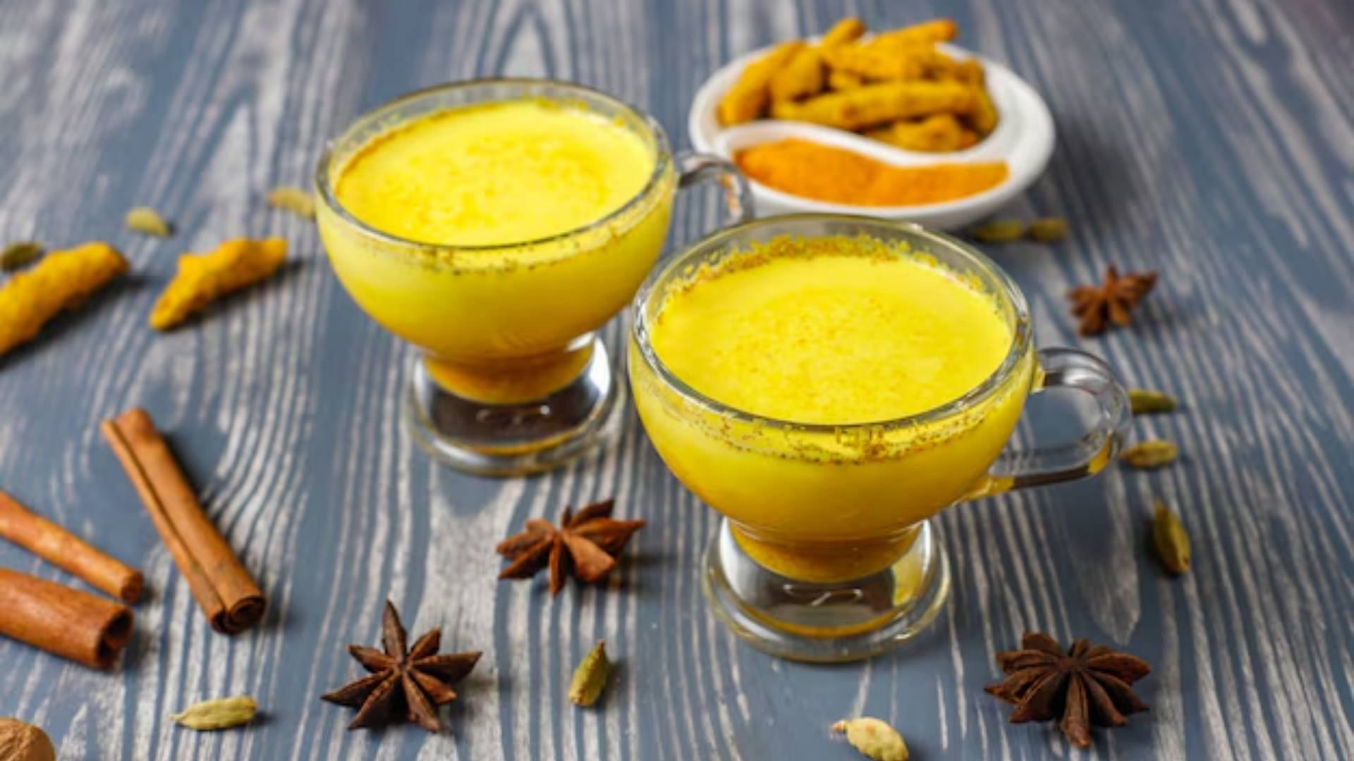 Health Tips: बदलते मौसम में बढ़ जाता है वायरल बुखार का जोखिम, इम्यूनिटी बढ़ाने के लिए अभी से अपनाएं ये उपाय Immunity Boosting Tips Viral Fever Prevention Tips Remedies to Boost Immunity Naturally