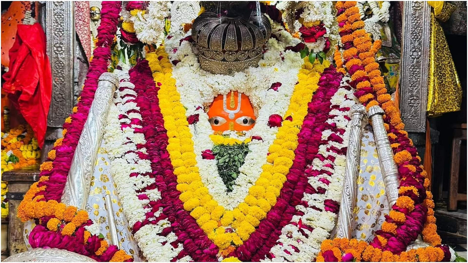 Famous Hanuman Temples: बड़े मंगल पर इन हनुमान मंदिरों के करें दर्शन, भव्य होता है नजारा Bada Mangal 2025 Famous Hanuman Ji Temple To Visit on Bada Mangal Disprj