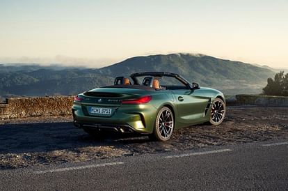 BMW Z4 M40i Pure Impulse Edition: बीएमडब्ल्यू Z4 M40i प्योर इंपल्स एडिशन भारत में लॉन्च, जानें कीमत और फीचर्स BMW Z4 M40i Pure Impulse Edition launched in India Know Price Features Specifications