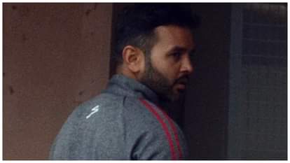 IND vs AUS: 'उन्हें मैनेज करने की कोशिश न करें..', इस क्रिकेटर ने ऑस्ट्रेलिया दौरे के लिए शुभमन को दी खास सलाह Parthiv Patel Advises Shubman Gill Not To Manage Virat Kohli And Rohit Sharma As Duo Returns
