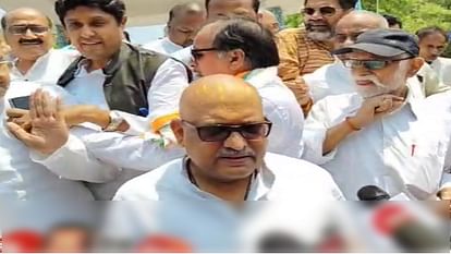 Karchhana Murder Case : कांग्रेस के प्रदेश अध्यक्ष अजय राय पहुंचे करछना, बोले- यूपी में कानून व्यवस्था ध्वस्त Karchhana Murder Case: Congress state president Ajay Rai reached Karchana, said- law and order has collapsed i