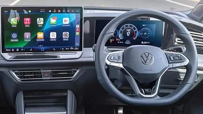 Car Useless Features: कार के 5 फीचर्स जिनमें पानी की तरह पैसा बहाते हैं लोग, लेकिन नहीं आते उतने काम less used features in cars which makes cost of car unnecessarily high see the list