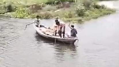 लखीमपुर खीरी: शादी से कुछ दिन पहले युवती ने पुल से लगाई छलांग, रेलिंग से बंधा मिला दुपट्टा; तलाशी अभियान शुरू few days before wedding girl jumped from bridge