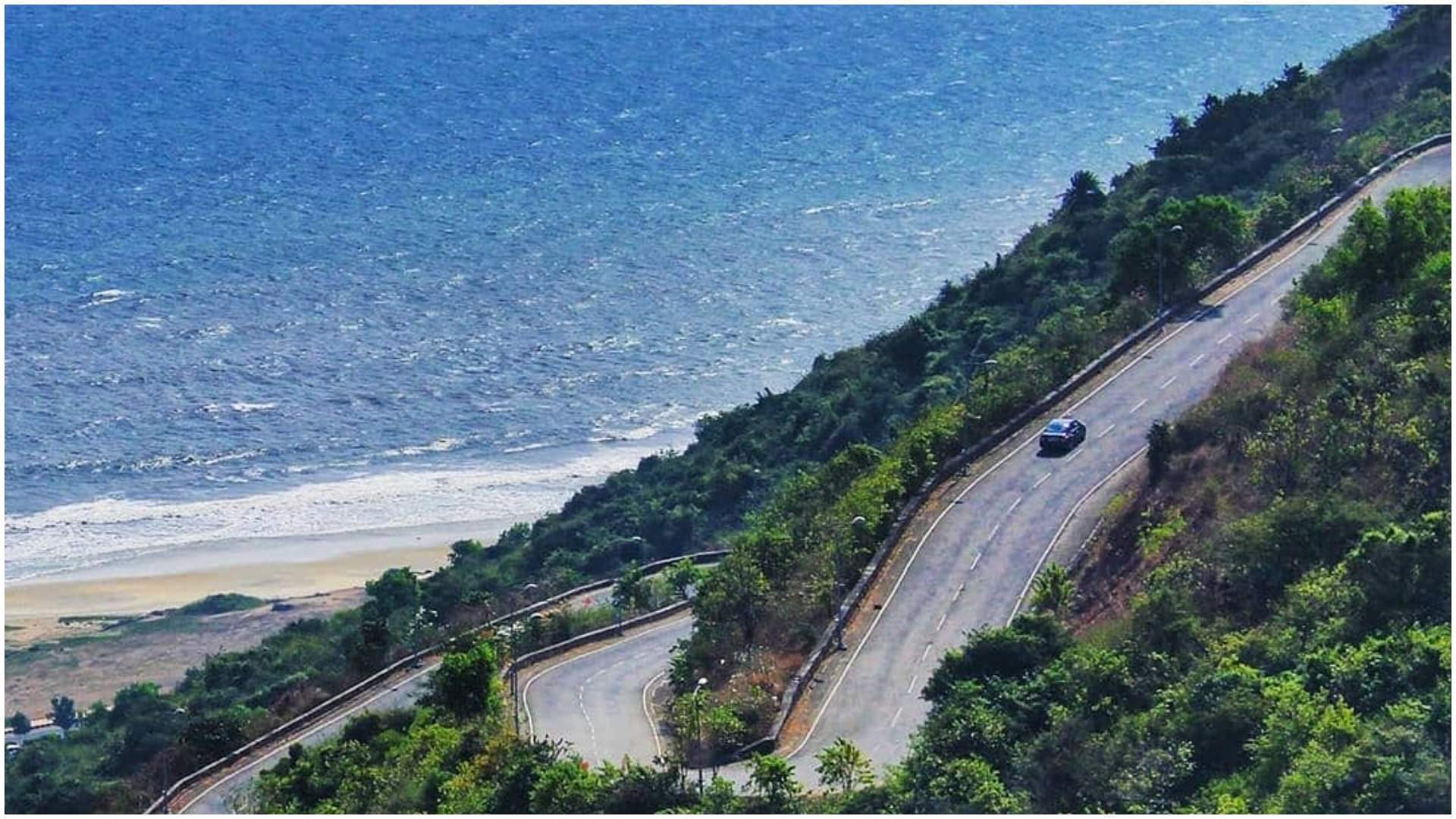 Travel Places: भारत की इन जगहों पर पहाड़ और समुद्र दिखते हैं एक साथ, बनाएं सफर का प्लान Vacation Location in India Where Mountains Meet Sea Check Travel Spots