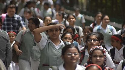 UP Weather Forecast: भीषण गर्मी का यलो अलर्ट... 43 डिग्री पहुंच सकता पारा, मौसम विमाग ने दी लू की चेतावनी UP Weather Forecast Today Imd Report Extreme Heat Wave Hottest City list