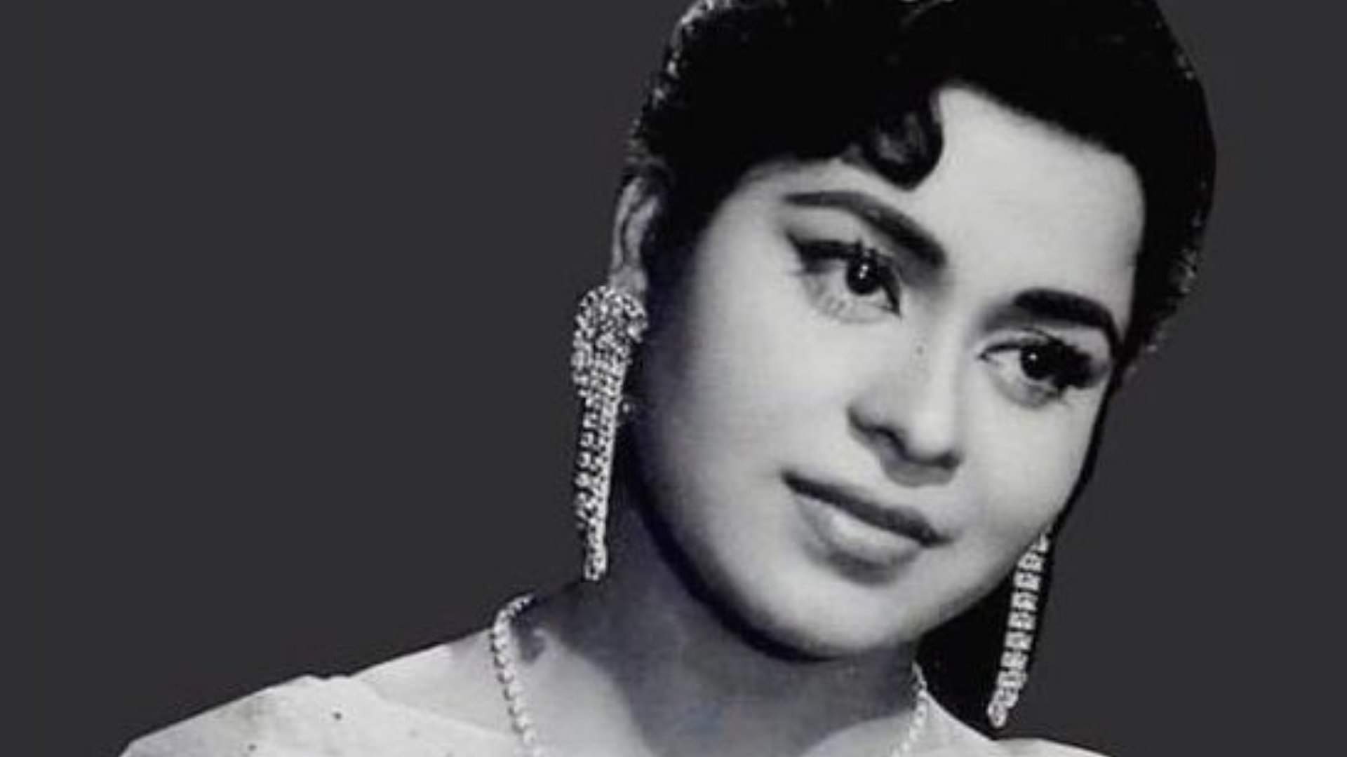 Kumkum Birth Anniversary: गुरुदत्त की खोज थी ये अभिनेत्री, बॉलीवुड ही नहीं भोजपुरी में भी दिखाया अभिनय का जादू Know about life story and career of actress kumkum on her birth anniversary