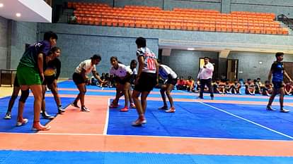 Sports News: बनारस क्रिकेट क्लब को नाै विकेट से हराया, यादवेंद्र के शतक से शिवाय क्लब फाइनल में Sports News Banaras Cricket Club defeated by nine wickets Shivaay Club in final