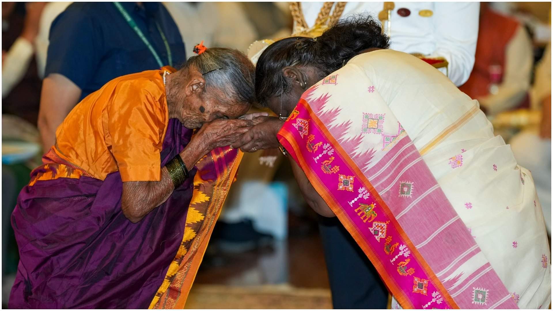 Padma Awards: कौन हैं पद्मश्री से सम्मानित 96 साल की भीमव्वा, जिनके बिना अधूरी है तोगलु गोम्बेआटा की परंपरा Padma Awards 2025 Who is 96 year old puppeteer bhimavva Doddabalappa Shillekyathara Got Padma Shri