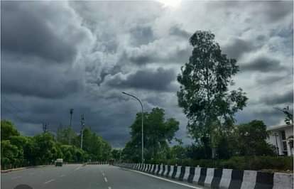 Rajasthan Weather Today: प्रदेश में तूफान और तेज बारिश का अलर्ट, जानें कैसा रहेगा आपके शहर का हाल Rajasthan Weather Today: Due to western disturbance, there is an alert of storm and rain in the state