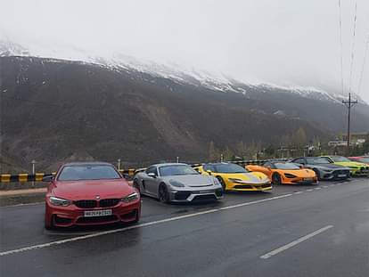 Supercars: हिमाचल की वादियों में गूंजी दुनिया की सबसे महंगी सुपरकारों की गड़गड़ाहट, खास था आयोजन Luxury supercars rode through roads of Himachal Pradesh