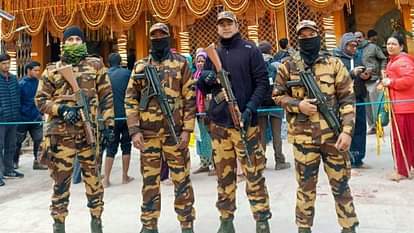 Operation Sindoor: चारों धामों में कड़ी सुरक्षा...IRB, बम निरोधक दस्ता और पैरामिलिट्री फोर्स भी तैनात Operation Sindoor Tight security in Uttarakhand Chardham Yatra Badrinath IRB, anti-bomb squad deployed