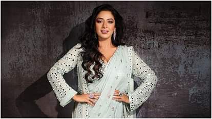 Rupali Ganguly: ‘तुम्हारा भारतीय फिल्मों में काम करना हमारे लिए शर्मनाक’, रूपाली गांगुली ने फवाद खान को लताड़ा Anupama actress Rupali Ganguly Slams Fawad Khan For Calling Operation Sindoor Shameful