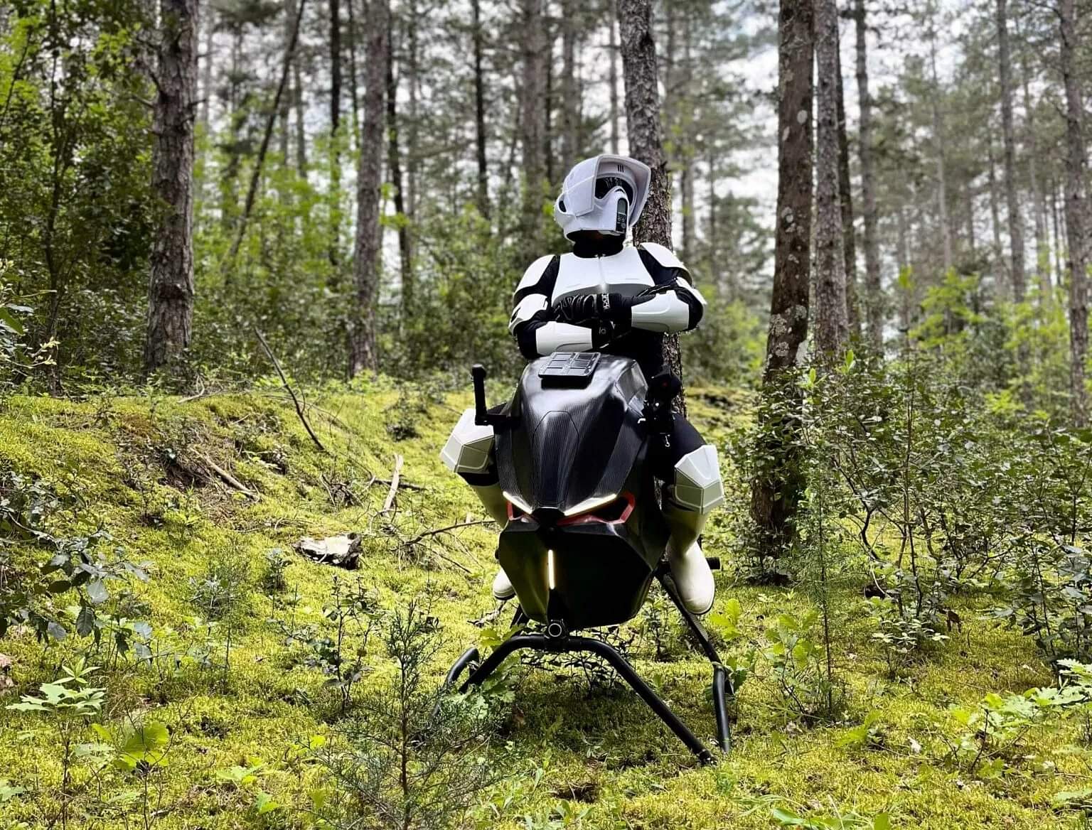 Airbike: ट्रैफिक की परेशानी में उड़ना ही है समाधान! वोलोनॉट एयरबाइक दे रही है उड़ने का नया इशारा Volonaut Airbike flying personal transport concept solution for traffic jams